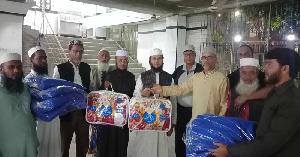 বনশ্রীতে সমমনা পরিষদের পক্ষ থেকে কম্বল বিতরণ