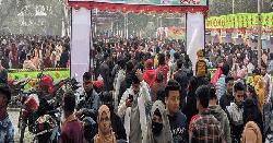 শ্রীনগরে বালাশুর প্লাটুনের পিঠা উৎসব 