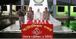বসতঘরে ইয়াবা ও নগদ টাকাসহ নারী আটক 
