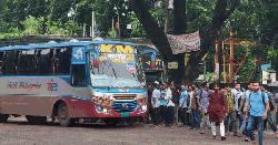 বাস হেলপার কর্তৃক মারধরের শিকার ইবি ছাত্রী, ৫ বাস আটক