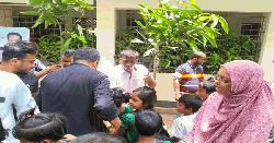 গাজীপুরের বাড়িয়া ইউনিয়নে ছাত্র-ছাত্রী এবং জনসাধারণের মাঝে ফল ও ঔষধি গাছের চারা বিতরণ