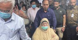 স্বাস্থ্য পরীক্ষা শেষে বাসায় ফিরেছেন খালেদা জিয়া