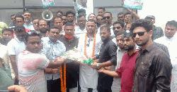 বরিশালের গৌরনদীতে নেতাকর্মীদের ভালোবাসায় সিক্ত হলেন যুবদল নেতা সরদার মোহাম্মদ