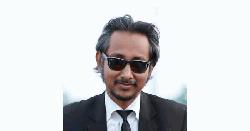 আগস্টের অনন্য আলো 