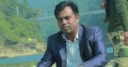 বিকেলে চাঁদাবাজি নিয়ে লাইভ, রাতে প্রকাশ্যে সাংবাদিককে কুপিয়ে হত্যা