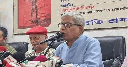 মধ্যমপন্থার রাজনীতি সরিয়ে উগ্রবাদ আনার ষড়যন্ত্র চলছে: মির্জা ফখরুল