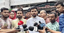 নুরের ওপর হামলার দায় সরকারকেই নিতে হবে: উপদেষ্টা আসিফ
