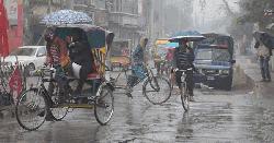 ঢাকায় বজ্রসহ বৃষ্টির আভাস, কমবে তাপমাত্রা