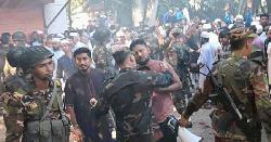 নুরাল পাগলার দরবারে পু‌লি‌শের ওপর হামলায় মামলা, আসামি সা‌ড়ে ৩ হাজার