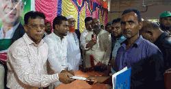   অসহায় মানুষদের চিকিৎসা সহায়তা দিলেন বিএনপি নেতা আবুল কাশেম