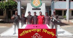 টেকনাফে মানবপাচার চক্রের ৫ সদস্য আটক 