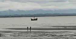 নাফে রহস্যজনক লাশ: মানব পাচার নাকি সীমান্ত হত্যা ? 