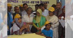দেশে প্রথমবারের মতো চলছে টাইফয়েড টিকাদান কর্মসূচি 