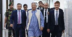 দেশে ফিরেছেন প্রধান উপদেষ্টা