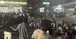 বাংলামোটরে ৪৩তম বিসিএস নন-ক্যাডার চাকরিপ্রত্যাশীদের সড়ক অবরোধ