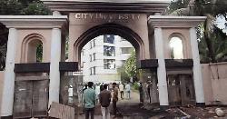 ড্যাফোডিল-সিটি বিশ্ববিদ্যালয় শিক্ষার্থীদের সংঘর্ষ, অগ্নিসংযোগ