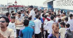 ভৈরবে দাবি আদায়ে একযোগে সড়ক-রেল-নৌপথ অবরোধের ঘোষণা