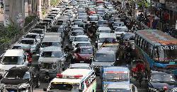 আন্দোলনের নামে সড়ক অবরোধে রাজধানীতে যানজট