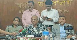 রাজনৈতিক দলের নেতাকর্মীদের অবৈধ সুবিধা দিলে পুলিশের বিরুদ্ধে ব্যবস্থা: স্বরাষ্ট্র উপদেষ্টা