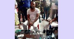 স্বতন্ত্র প্রার্থী হিসেবে নির্বাচনের ঘোষণা দেওয়া এনামুল মোল্লাহ অস্ত্রসহ আটক