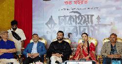 বুবলী-আদরের রসায়নে ‘ঢাকাইয়া দেবদাস’