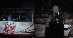 ধামরাইয়ে পার্কিং করা বাসে আগুন