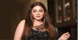 মানুষ বিয়ে করছে আর আমি একটা প্রেমও করতে পারছি না: শ্রীলেখা