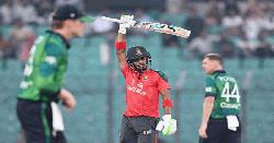 আয়ারল্যান্ডকে উড়িয়ে সিরিজ বাংলাদেশের