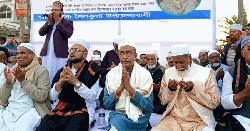 তারেক রহমান বাংলাদেশের ভোটার কি না এ প্রশ্ন অবান্তর : অ্যাটর্নি জেনারেল