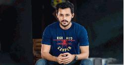 রুবাবাকে নিয়ে কুরুচিকর মন্তব্যের জেরে এবার সাংবাদিকের সঙ্গে অপেশাদার আচরণ