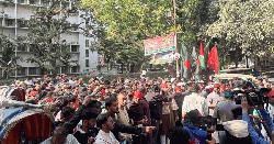 স্বরাষ্ট্র মন্ত্রণালয় অভিমুখে ডাকসুর নেতৃত্বে বিক্ষোভ