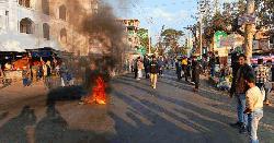 ঝালকাঠিতে ওসমান হাদির হত্যার প্রতিবাদে বিক্ষোভ ও সড়ক অবরোধ