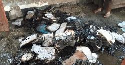 ময়মনসিংহে গ্রামীণ ব্যাংক কার্যালয়ে অগ্নিসংযোগ, পুড়ল আসবাব-নথি