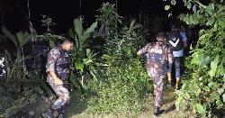  পাহাড়ে ফের সন্ত্রাস: টেকনাফে অস্ত্রের মুখে ৬ কৃষক অপহরণ