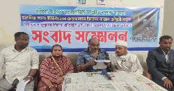 রাস্তা বন্ধ, নারী নির্যাতন ও মিথ্যা মামলা: চেয়ারম্যানের বিরুদ্ধে সংবাদ সম্মেলন 