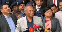 এবার কেন্দ্র দখল হলে কেউ ছাড় পাবে না : স্বরাষ্ট্র উপদেষ্টা