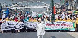 নারীকর্মীদের হেনস্তার প্রতিবাদে শেরপুরে মহিলা জামায়াতের বিক্ষোভ