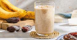 ইফতারের জন্য খেজুরের স্মুদি তৈরির রেসিপি