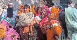 পাবনায় দাদিকে কুপিয়ে ও নাতনিকে ধর্ষণের পর হত্যা