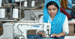 গার্মেন্টস কর্মীদের বেতন-বোনাস ঈদের আগেই পরিশোধ করা জরুরি