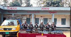 শেরপুরে ২৩ লাখ টাকার ভারতীয় মদ ও পিকআপসহ আটক ১