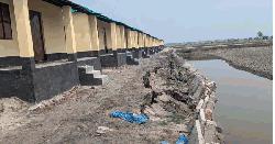 হস্তান্তরের আগেই ঝুঁকিতে আশ্রয়ণ প্রকল্পের ১৮টি ঘর 