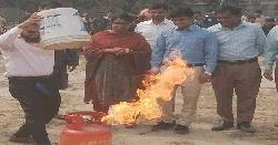 সাপাহারে জাতীয় দুর্যোগ প্রস্তুতি দিবস উপলক্ষে র‍্যালি ও মহড়া অনুষ্ঠিত