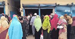 মহম্মদপুরে ভিজিএফ চালে ৪০ শতাংশ রাজনৈতিক ভাগের অভিযোগ