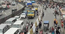 গাজীপুরের চন্দ্রায় যানবাহনের জটলা, ৮ কিলোমিটারজুড়ে ধীরগতি