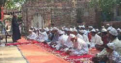 সৌদির সাথে মিল রেখে বরগুনায় ঈদ উদযাপন 