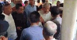 নেতাকর্মীদের সঙ্গে মির্জা ফখরুলের ঈদ শুভেচ্ছা বিনিময়