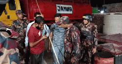 কোনাবাড়ীতে বন্ধ ফিলিং স্টেশনে অভিযান, ৩৪ হাজার লিটার জ্বালানি জব্দ