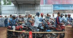 রংপুরে কাগজপত্র ছাড়া তেল সরবরাহে নিষেধাজ্ঞা