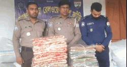 কর্ণফুলি ট্রেন থেকে অর্ধ কোটি টাকার ভারতীয় শাড়ি জব্দ 